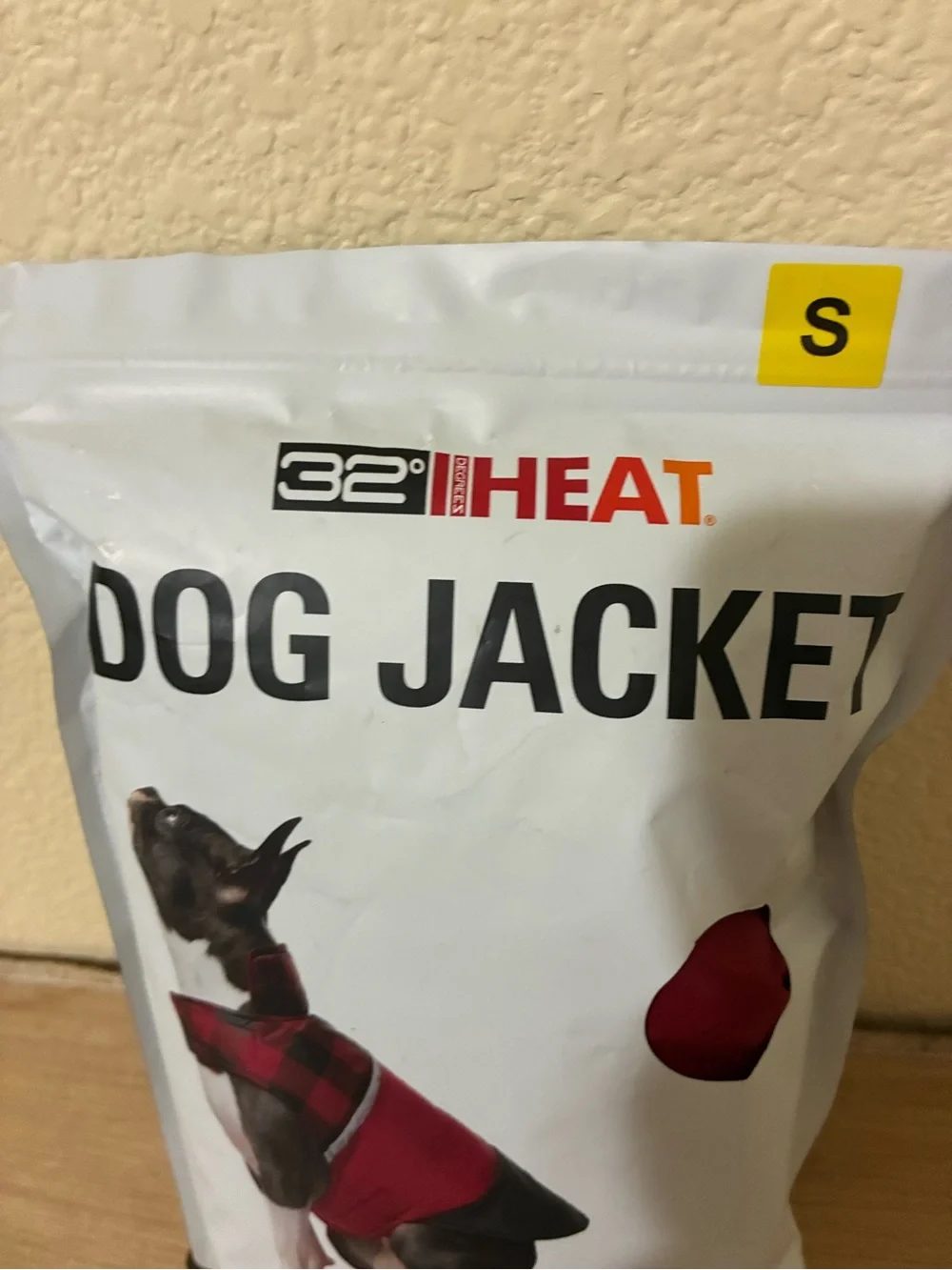32 Degrees insulated dog